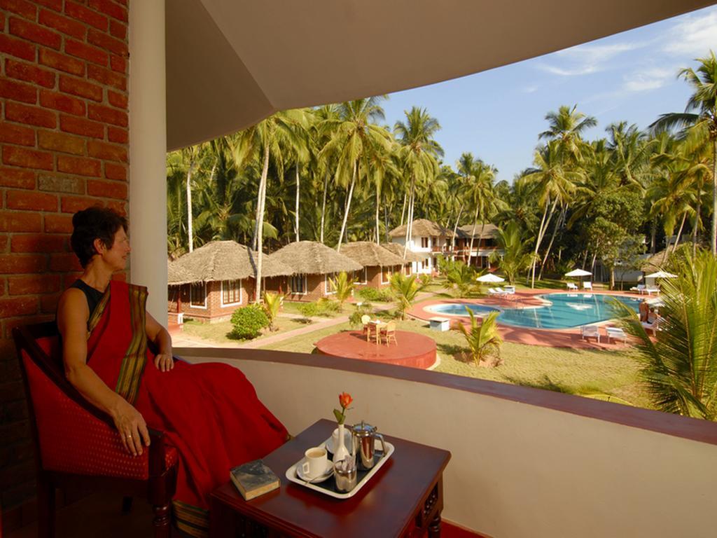 Abad Harmonia Ayurvedic Beach Resort Kovalam Kültér fotó